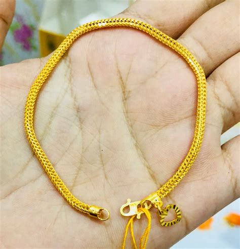 gelang emas pandora.